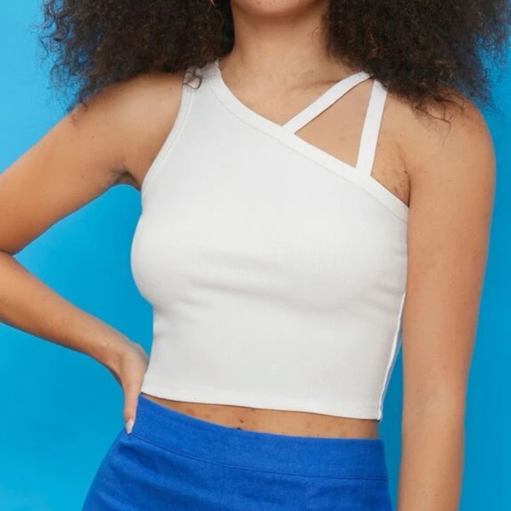White Ribbed Cropped Tank Top - Picture 13 of 13